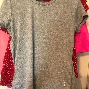 athletic shirt. size S